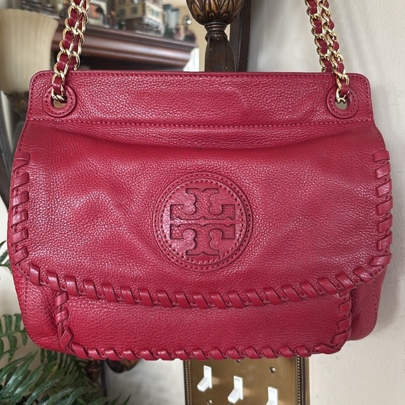 Tory Burch Genuine Leather Red Saddle Bag Gold Tone Chain Woven Shoulder Purse - Picture 2 of 16